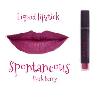 Younique spontaneous Dark berry liquid lipstick
